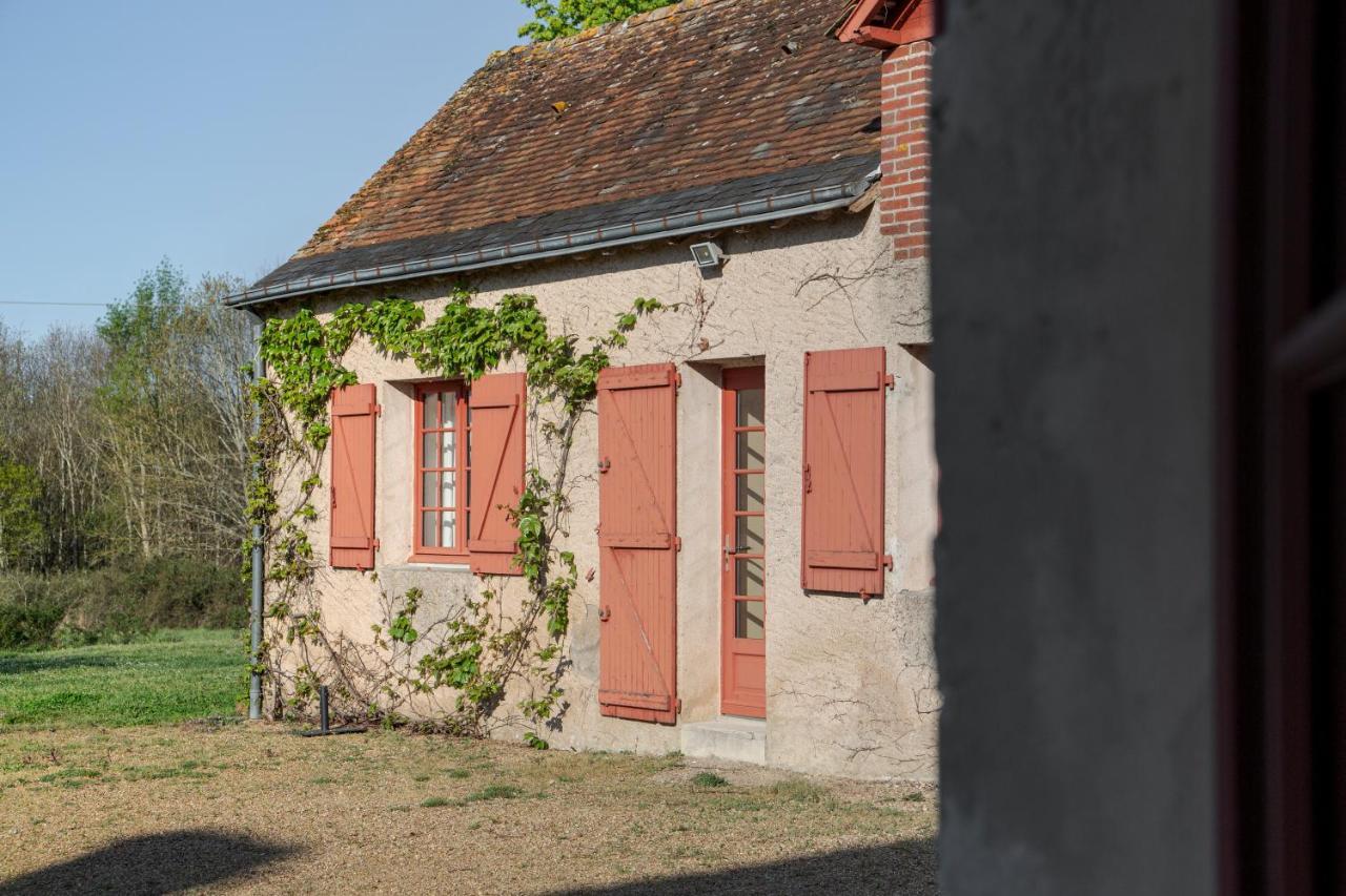 Domaine De La Trigaliere Villa Ambillou Exterior photo